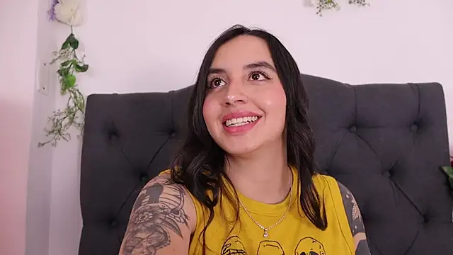 kaylee lee online show from February 13, 2026, 4:30 am