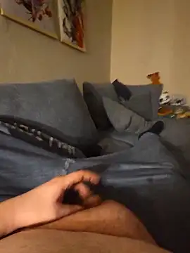 Snapshot of Kuramax4 chatting on December 15, 2025, 11:31 pm Kuramax4 online show from December 15, 2025, 11:31 pm