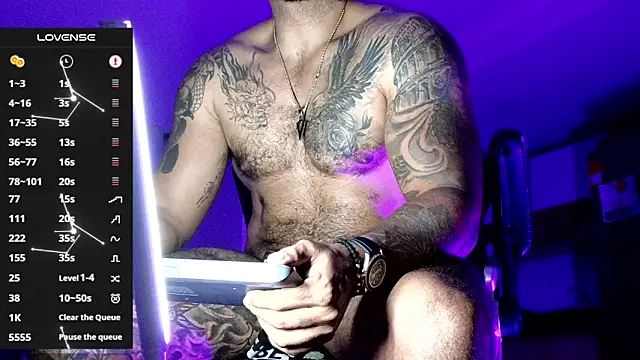 Max-prada online show from February 15, 2026, 7:51 am