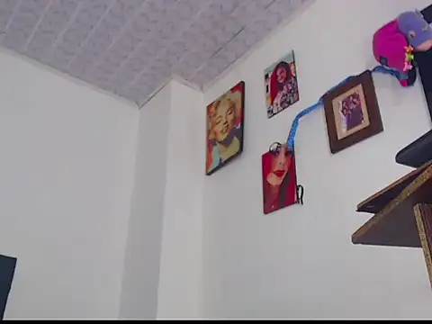 ashlleyqueen online show from May 31, 2026, 2:46 pm