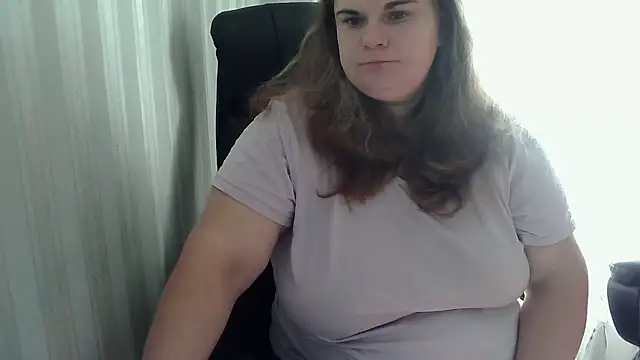 HollyXEva online show from September 22, 2025, 6:48 am