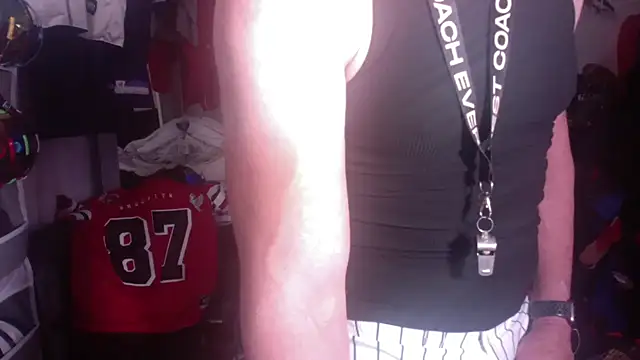 DILFJockDad87 online show from February 18, 2026, 12:17 am