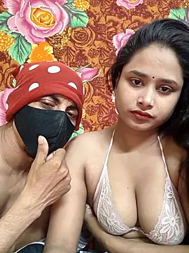 Seducing couple online show from February 8, 2026, 4:16 am