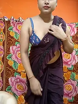 Seducing couple online show from June 14, 2026, 5:26 pm