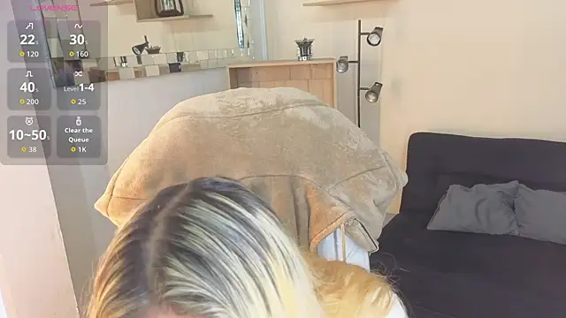 Jennaa Cooper online show from January 11, 2026, 6:35 pm