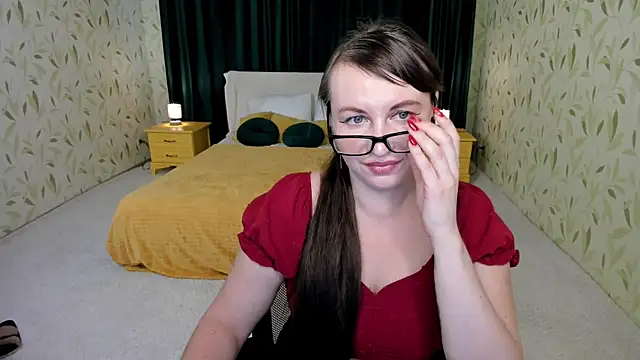 GorgeouseSmile online show from November 4, 2025, 11:20 am