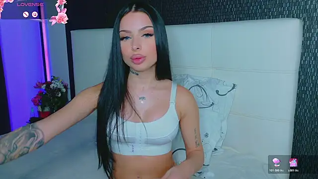 AshleyEttheenn online show from March 5, 2026, 5:53 pm