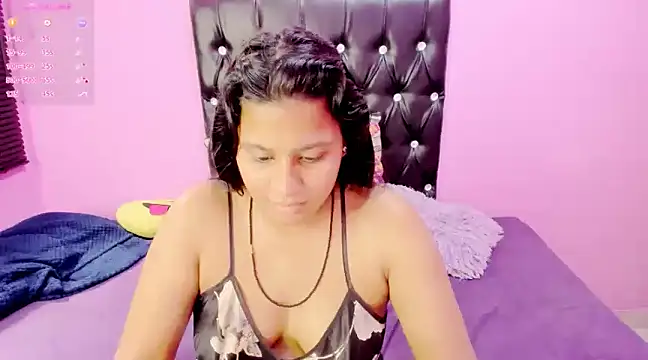 Snapshot of INDIANFLAME chatting on January 5, 2025, 10:21 am INDIANFLAME online show from January 5, 2025, 10:21 am