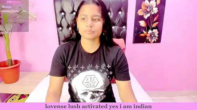 Snapshot of INDIANFLAME chatting on October 8, 2025, 6:44 am INDIANFLAME online show from October 8, 2025, 6:44 am