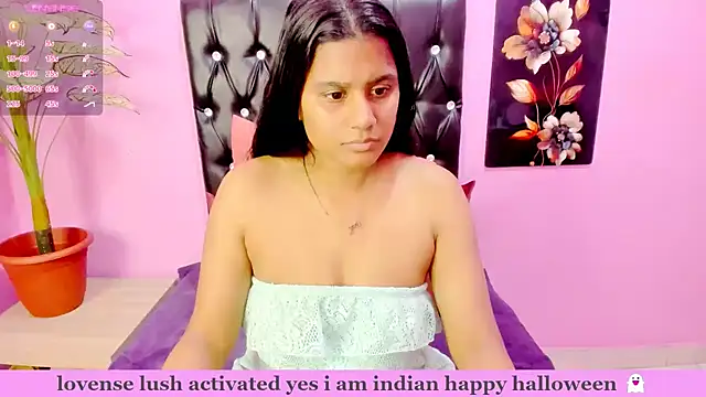 Snapshot of INDIANFLAME chatting on November 3, 2025, 8:26 am INDIANFLAME online show from November 3, 2025, 8:26 am