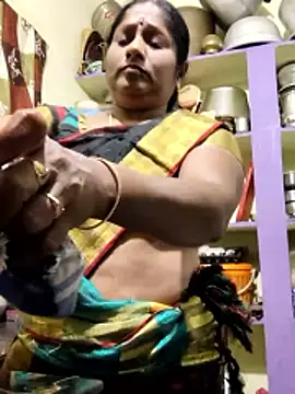 Snapshot of papukurty chatting on March 7, 2026, 2:25 pm papukurty online show from March 7, 2026, 2:25 pm