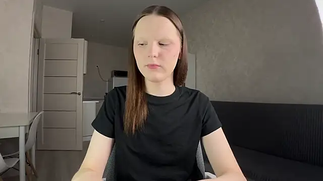 vertul1ana online show from June 25, 2026, 1:37 pm