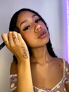 jadee8 online show from September 26, 2025, 7:51 pm