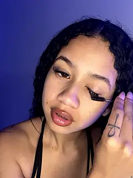 jadee8 online show from January 10, 2026, 11:53 pm