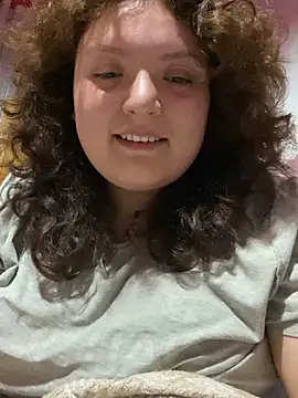 Snapshot of Solangerulo_ chatting on February 18, 2026, 4:41 am Solangerulo online show from February 18, 2026, 4:41 am