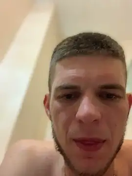 Snapshot of macho1347 chatting on October 8, 2025, 8:06 pm macho1347 online show from October 8, 2025, 8:06 pm