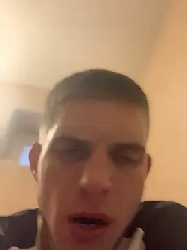 Snapshot of macho1347 chatting on October 27, 2025, 12:31 pm macho1347 online show from October 27, 2025, 12:31 pm