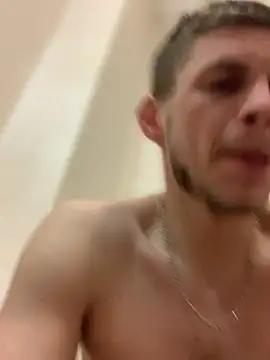 Snapshot of macho1347 chatting on November 8, 2025, 1:17 am macho1347 online show from November 8, 2025, 1:17 am