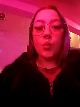 Dulcedeanis online show from March 24, 2026, 6:07 am