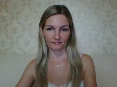 Snapshot of sweetriki chatting on June 4, 2026, 5:41 pm sweetriki online show from June 4, 2026, 5:41 pm