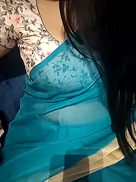 Snapshot of Anuforyou19 chatting on November 13, 2025, 5:23 pm Anuforyou19 online show from November 13, 2025, 5:23 pm