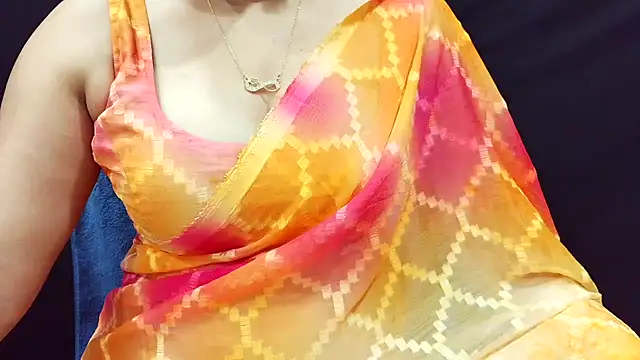 Snapshot of Anuforyou19 chatting on November 15, 2025, 4:14 pm Anuforyou19 online show from November 15, 2025, 4:14 pm