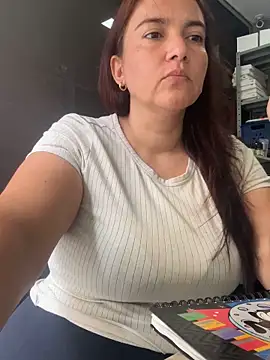 sweetdulcexxx online show from May 15, 2026, 4:25 pm