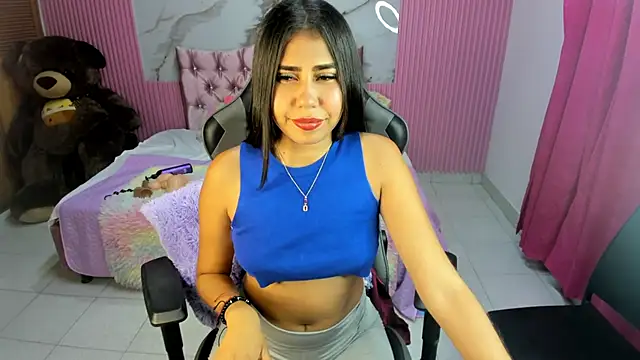 Mindy 19 online show from September 17, 2025, 10:55 pm