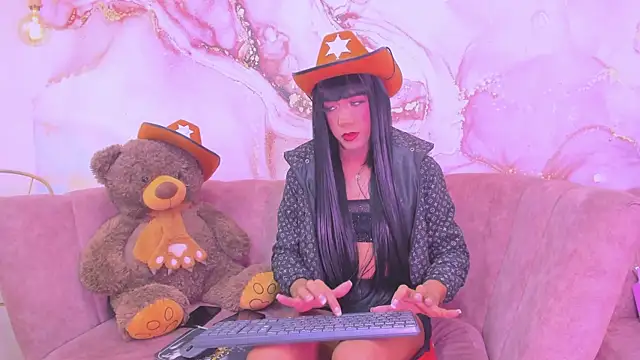 NaughtySweetss online show from September 16, 2025, 10:05 am