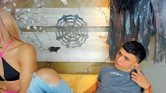 NaughtySweetss online show from October 27, 2025, 9:46 am