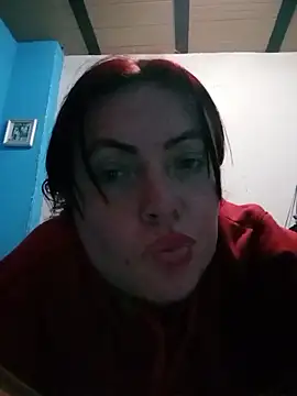 Snapshot of carolinhe_ chatting on November 20, 2025, 6:40 pm carolinhe online show from November 20, 2025, 6:40 pm