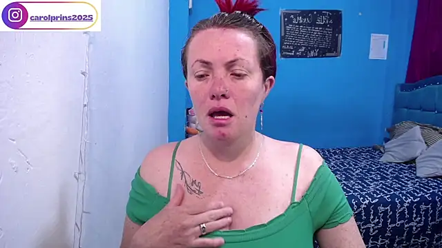 Snapshot of carolinhe_ chatting on March 22, 2026, 2:42 pm carolinhe online show from March 22, 2026, 2:42 pm