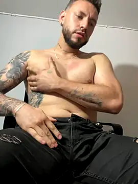 DIMITRI MASTEER online show from October 3, 2025, 3:47 am