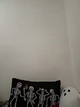 babykalirose online show from November 2, 2025, 3:53 am