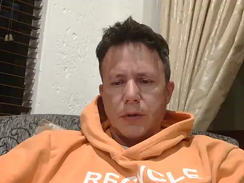 TroyDieselXXX online show from November 2, 2025, 6:32 pm