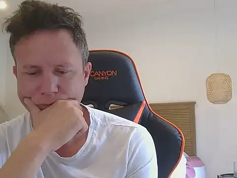 TroyDieselXXX online show from November 10, 2025, 4:44 am