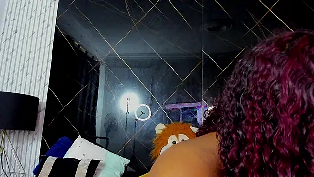 Alaia Gutierrez online show from January 11, 2026, 10:37 pm