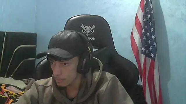 Dark DesireX online show from December 3, 2025, 9:18 am