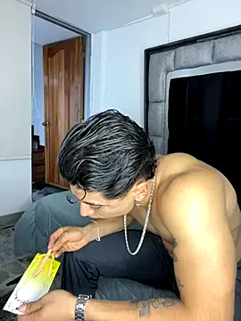 MR MUSCLE online show from October 14, 2025, 11:55 am