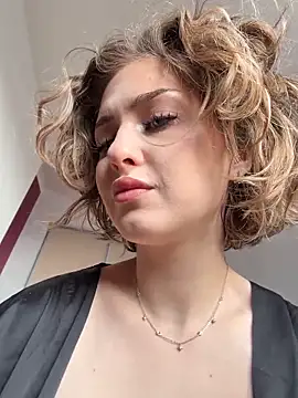 Snapshot of KellyKeler chatting on February 28, 2026, 12:39 pm KellyKeler online show from February 28, 2026, 12:39 pm