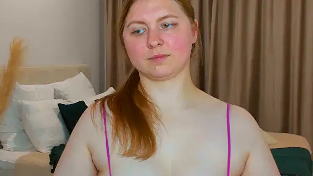 la  fleur online show from September 25, 2025, 8:12 pm