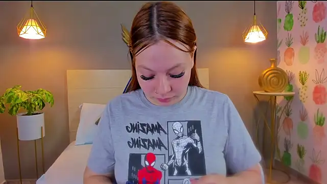 kitty sweeety  online show from April 9, 2026, 12:32 pm