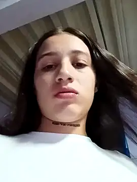 Arii collins1 online show from October 5, 2025, 10:18 pm