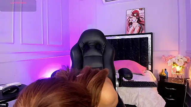 Snapshot of SwettRenata_ chatting on March 6, 2026, 12:45 pm SwettRenata online show from March 6, 2026, 12:45 pm