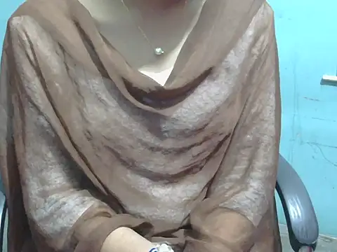 lovely soniya online show from November 18, 2025, 5:12 am