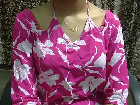 lovely soniya online show from May 18, 2026, 5:02 am