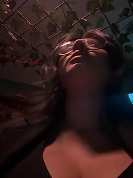 Michelle Zoe online show from October 12, 2025, 12:31 am