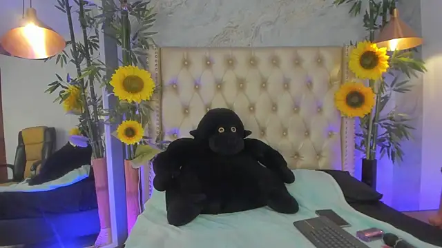 LittleeJaz online show from December 20, 2025, 5:47 am