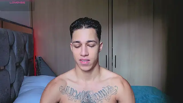 orionblaze69  online show from December 4, 2025, 8:06 pm