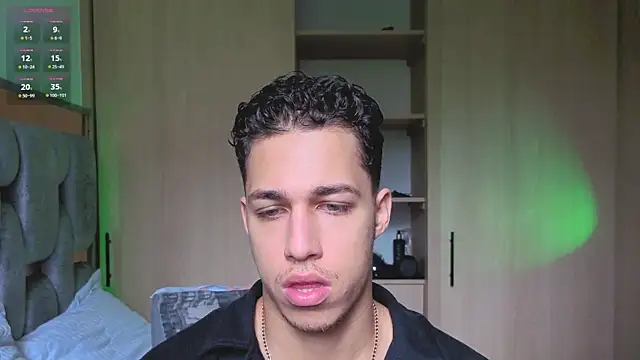 orionblaze69  online show from December 17, 2025, 7:20 pm